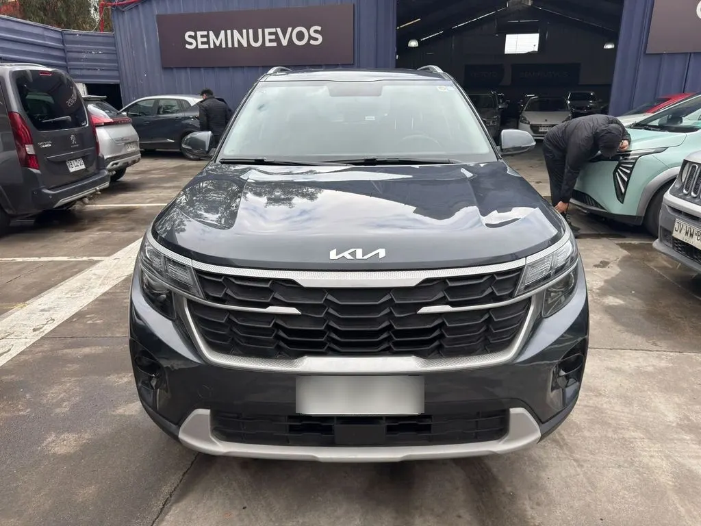 Kia Seltos Ex Ivt 1.5 Aut año 2024