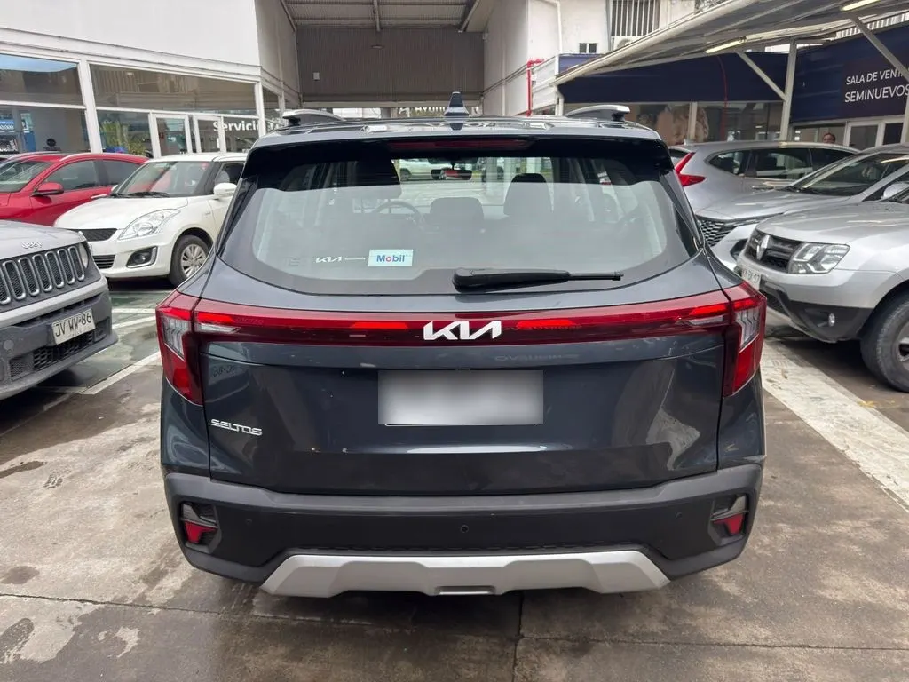 Kia Seltos Ex Ivt 1.5 Aut año 2024