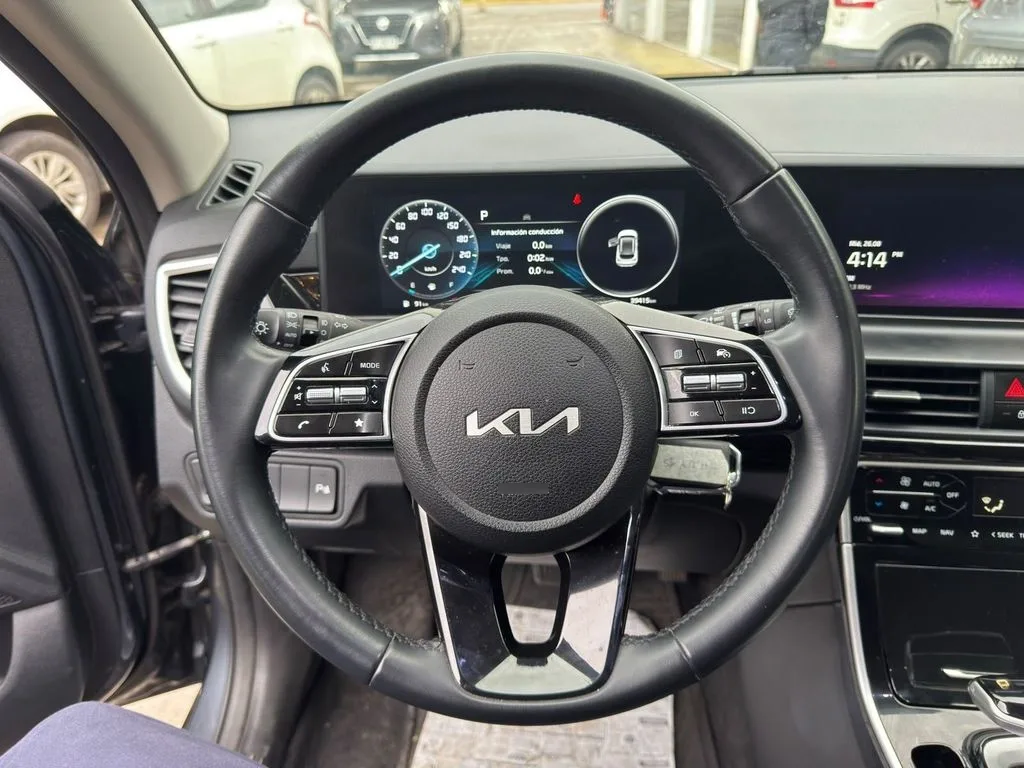 Kia Seltos Ex Ivt 1.5 Aut año 2024