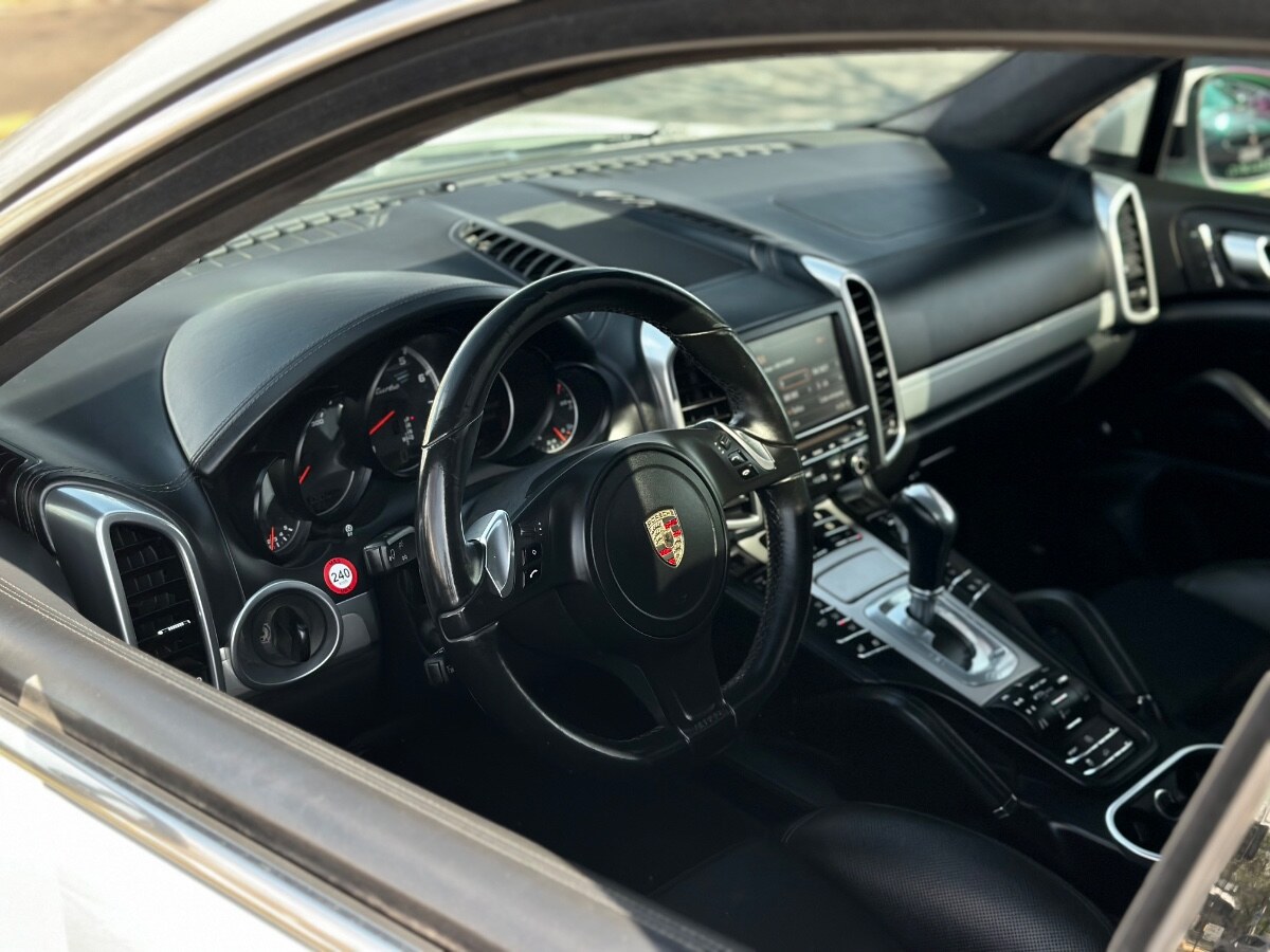 Porsche Cayenne Turbo año 2014