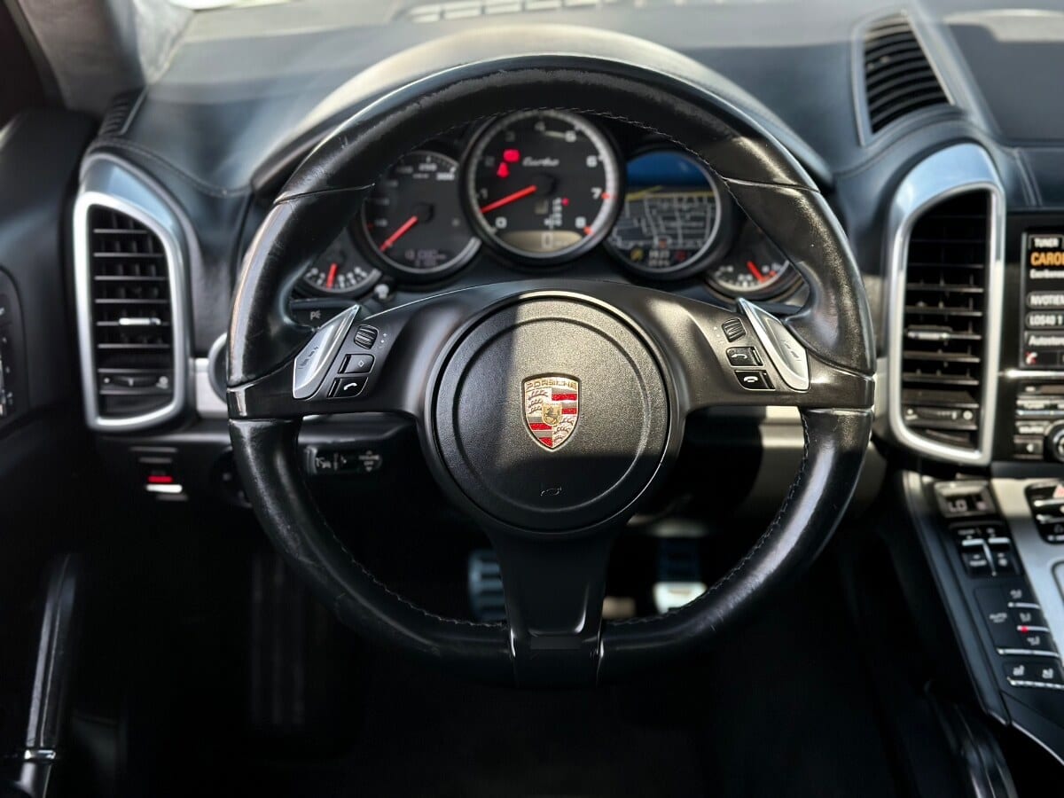 Porsche Cayenne Turbo año 2014