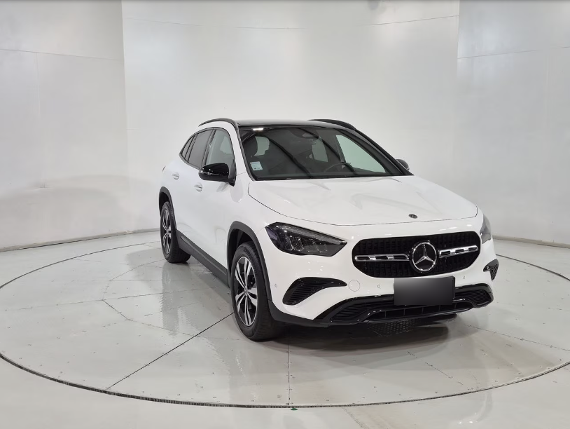MERCEDES BENZ GLA200 Otra año 2024