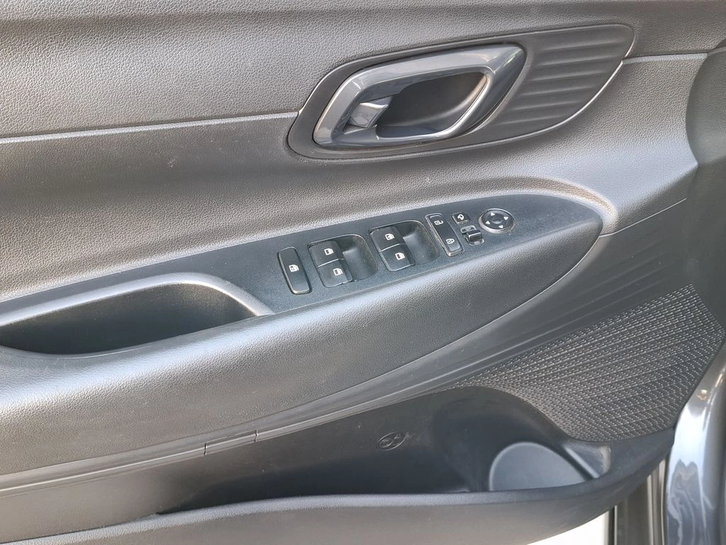 Hyundai I20 1.4 Bi3 Plus Mt año 2023