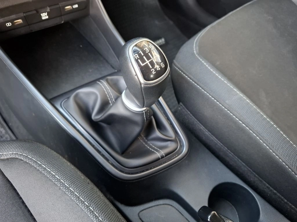 Hyundai I20 1.4 Bi3 Plus Mt año 2023
