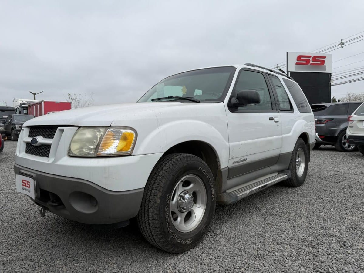 Ford Explorer Sport 4.0 3p At año 2002