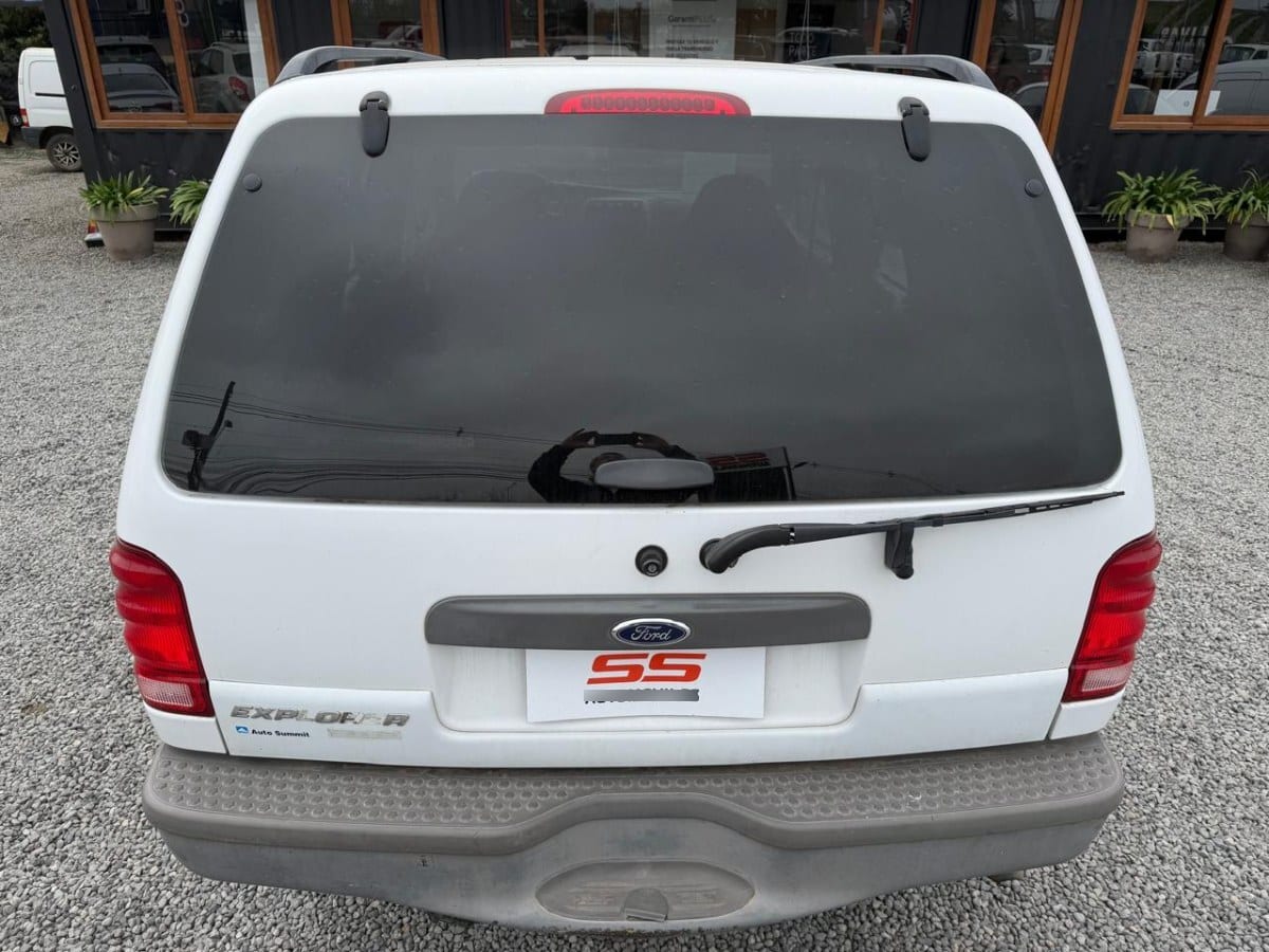Ford Explorer Sport 4.0 3p At año 2002