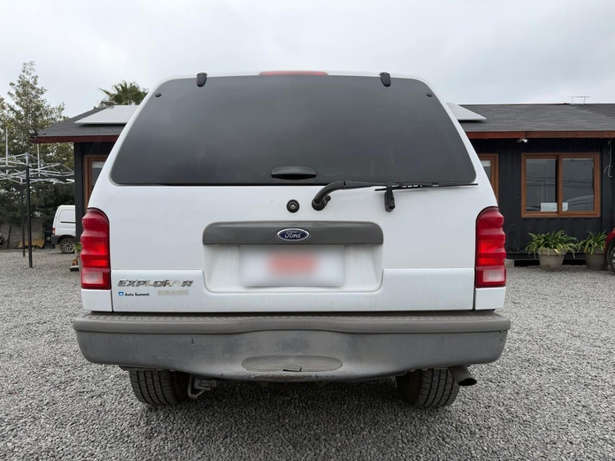 Ford Explorer Sport 4.0 3p At año 2002