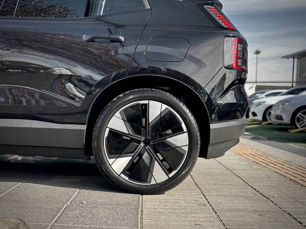 Volvo Ex30 Ultra año 2026
