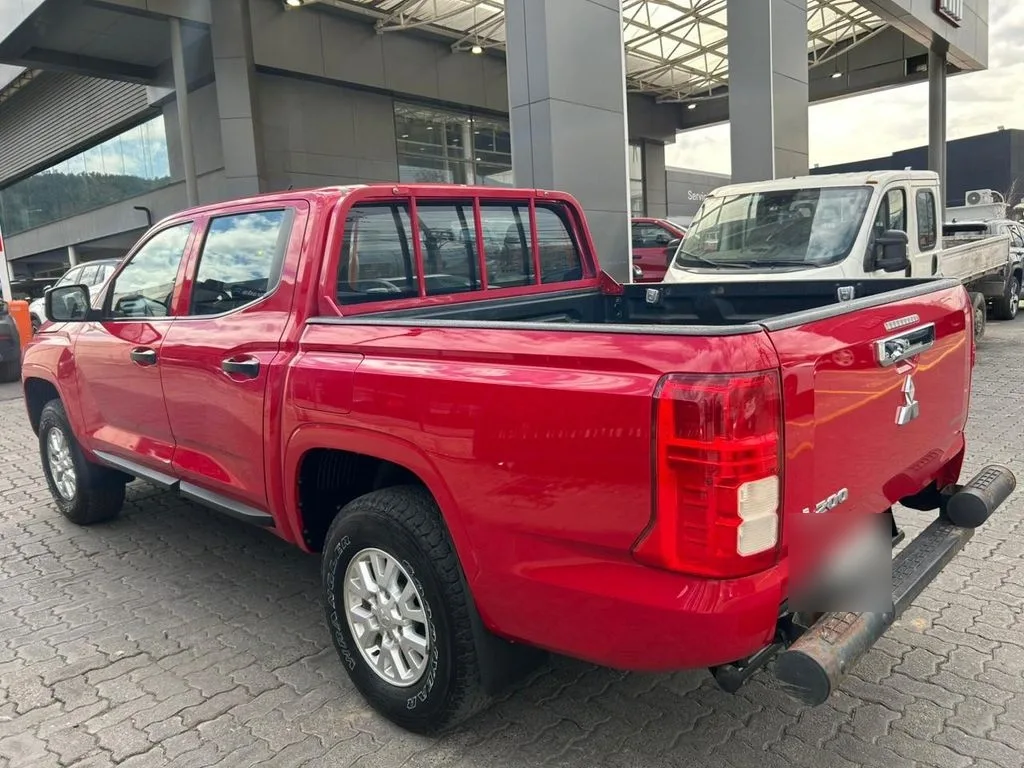 Mitsubishi L200 Katana Xrt 4x4 2.4 año 2024