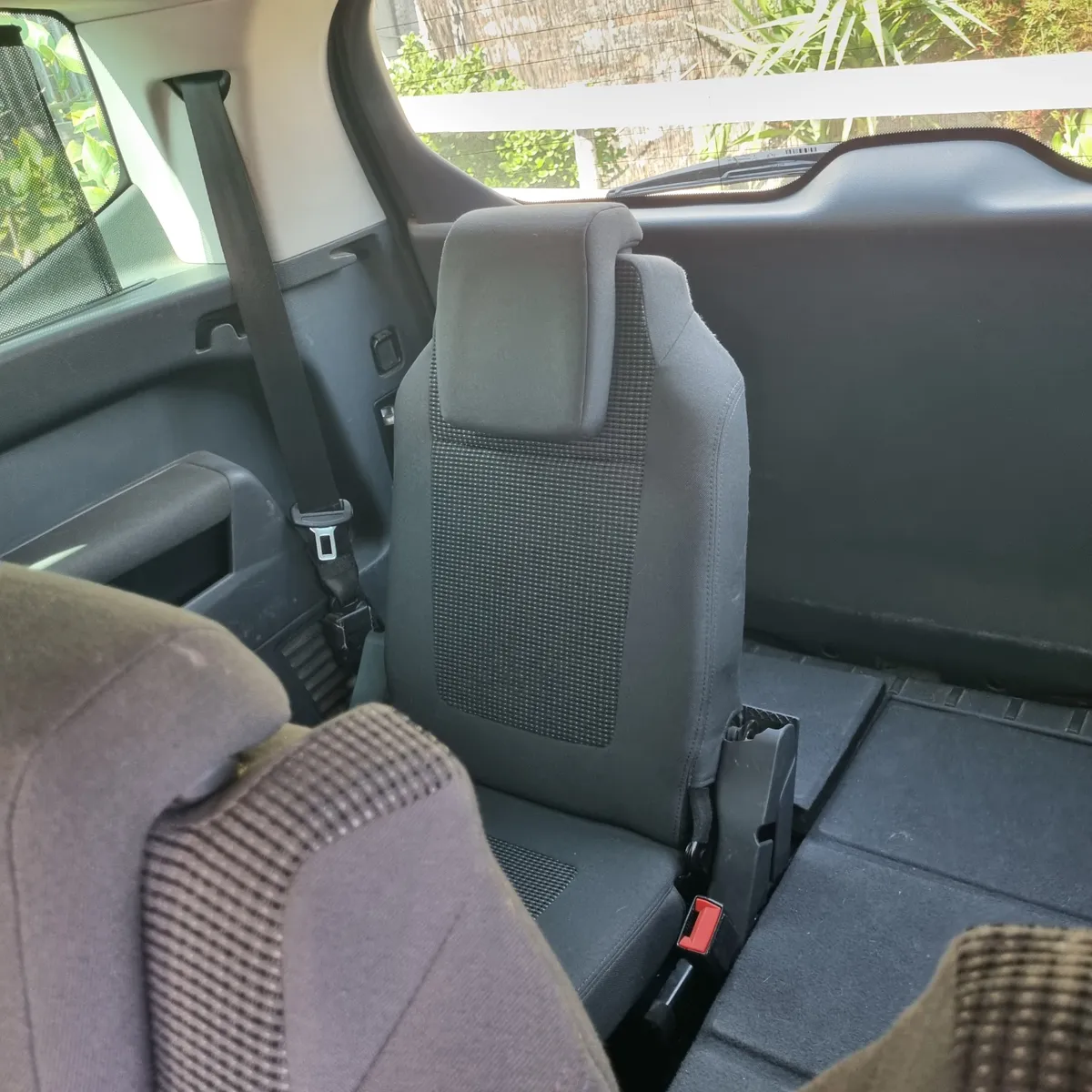 PEUGEOT 5008 2.0 Allure Hdi 165hp Eat6 At Diesel año 2014