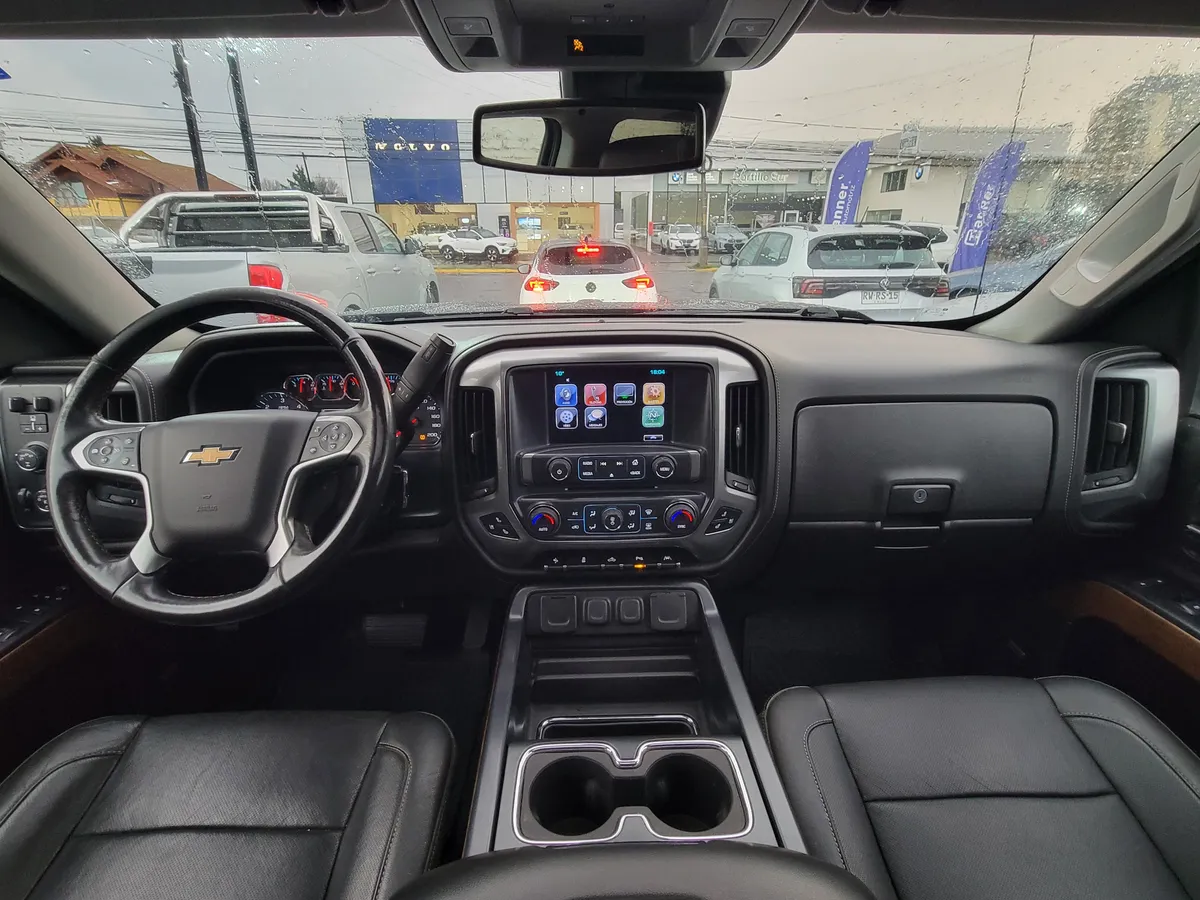 CHEVROLET SILVERADO 5.3 Ltz Cc Z71 At 4x4 año 2018