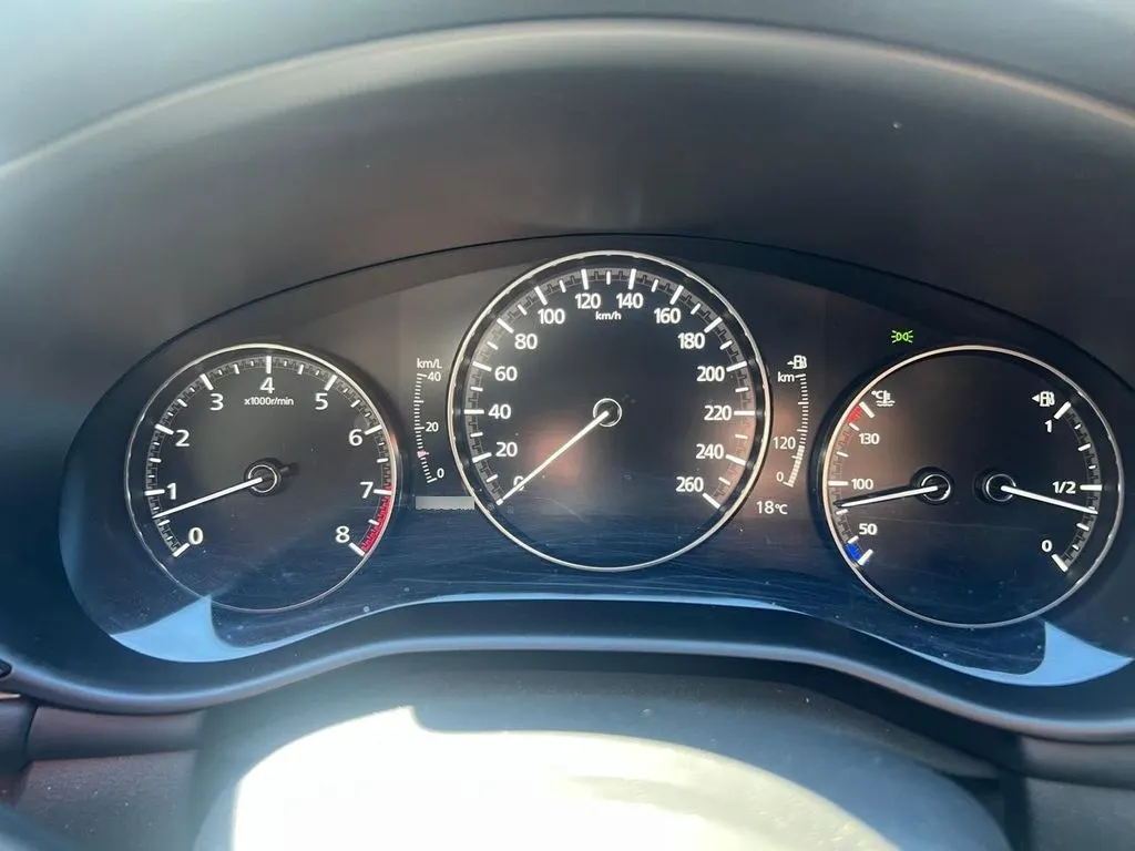 Mazda 3 Sport New 3 Hb 2.0 año 2023