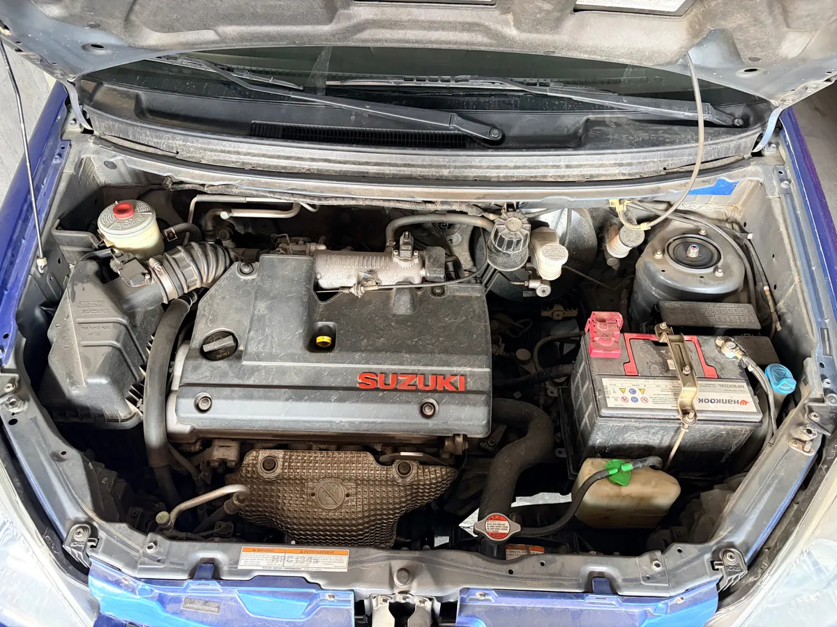 SUZUKI AERIO 2.3 Sedan Glsll At año 2007