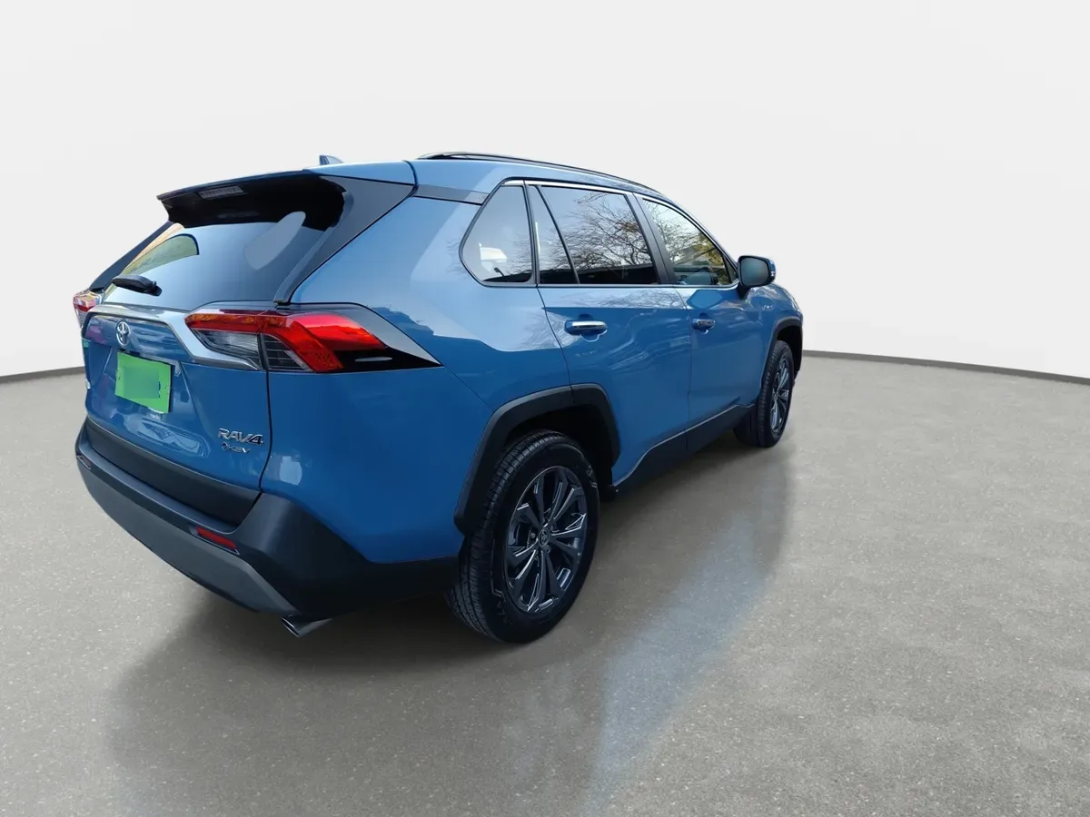 Toyota Rav 4 2.5 Limited Hybrid Hv 4x4 Cvt At 5p año 2026
