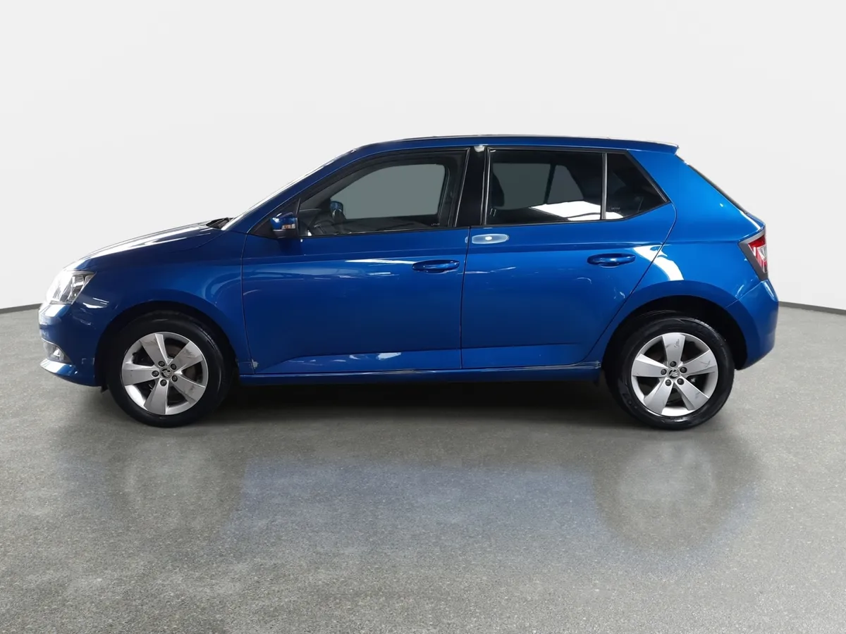 Skoda Fabia 1.0 Active 4x2 Mt 5p año 2019