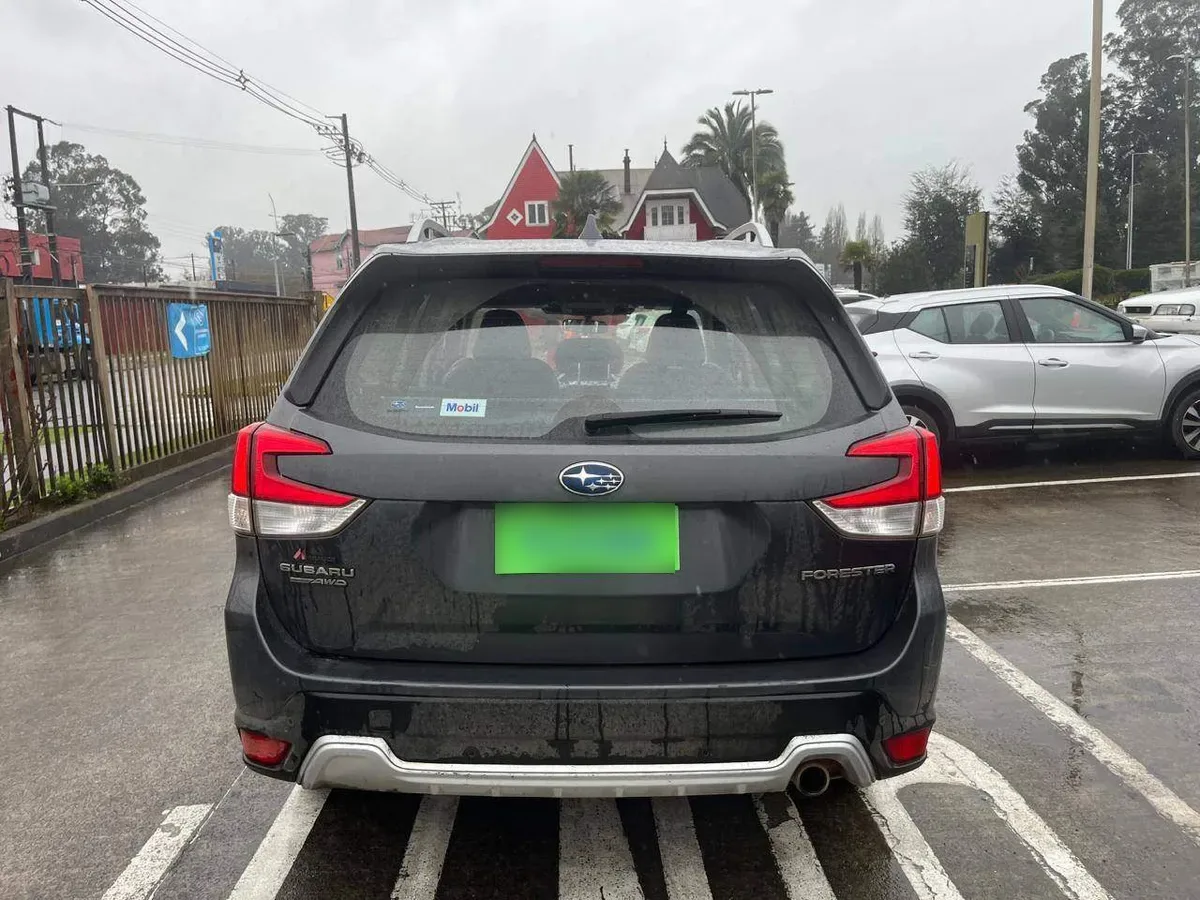Subaru Forester 2.5i Limited Eyesight Awd At 5p año 2022