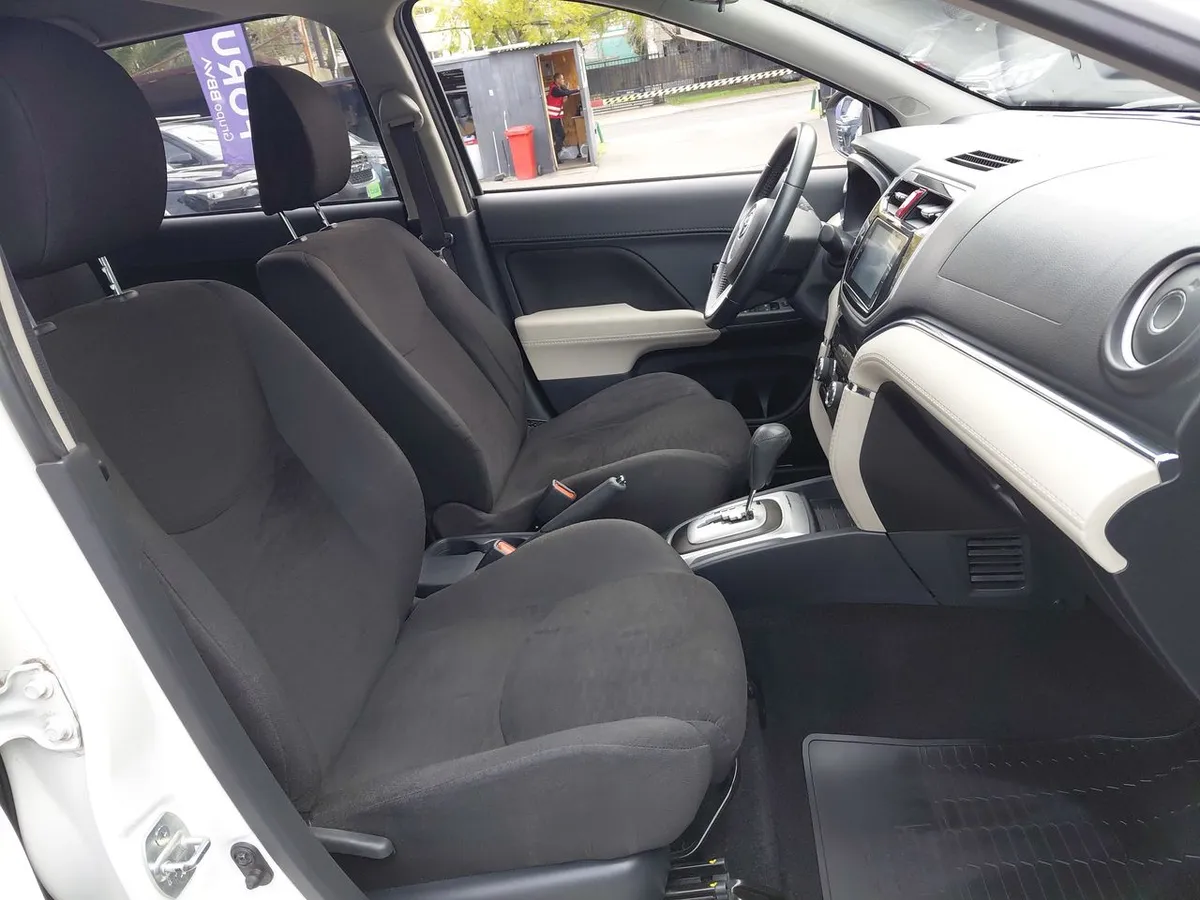 Toyota Rush 1.5 Xli 4x2 At 5p año 2021