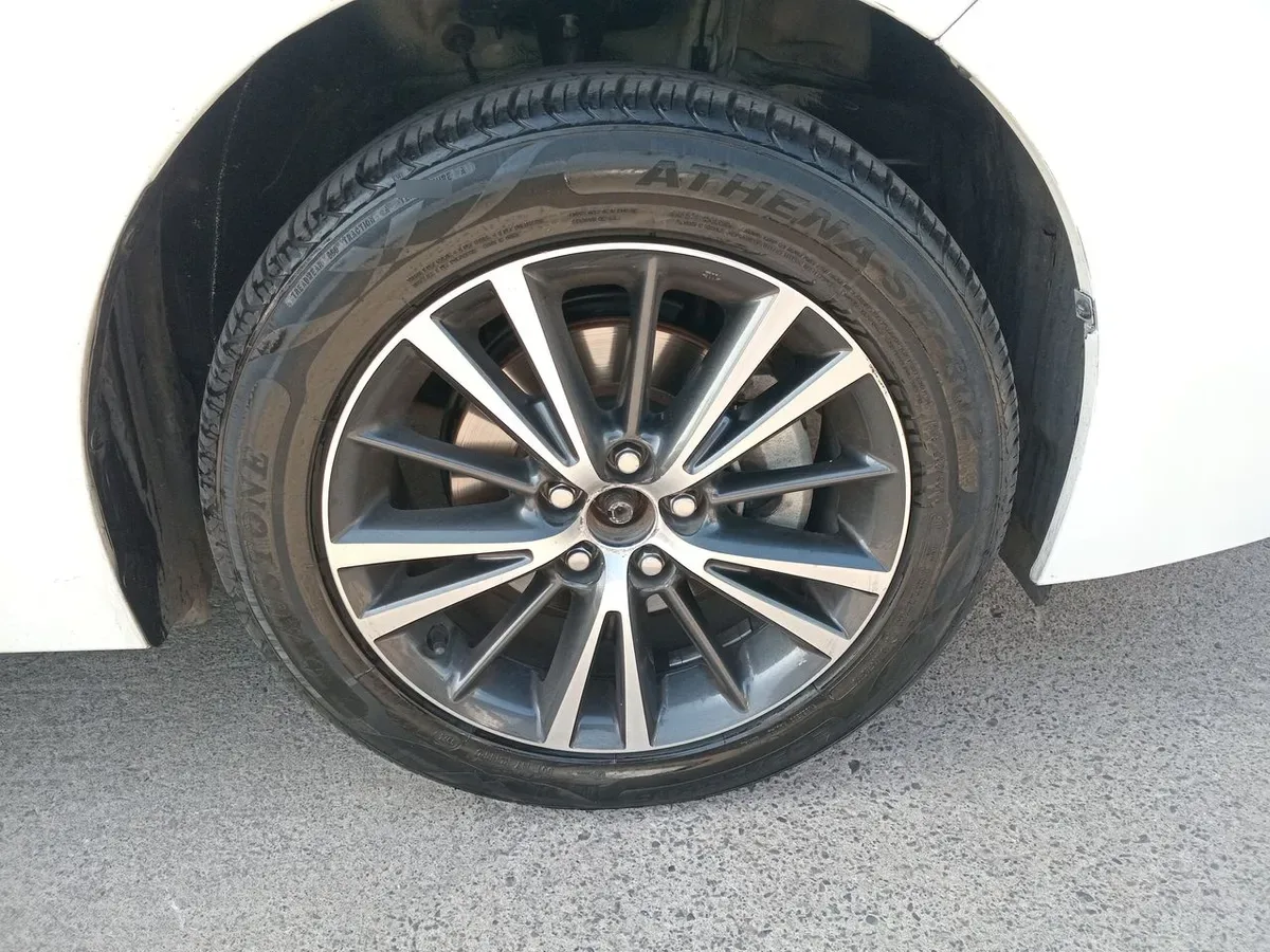 Toyota Corolla 1.8 Lei 4x2 Cvt At 4p año 2017
