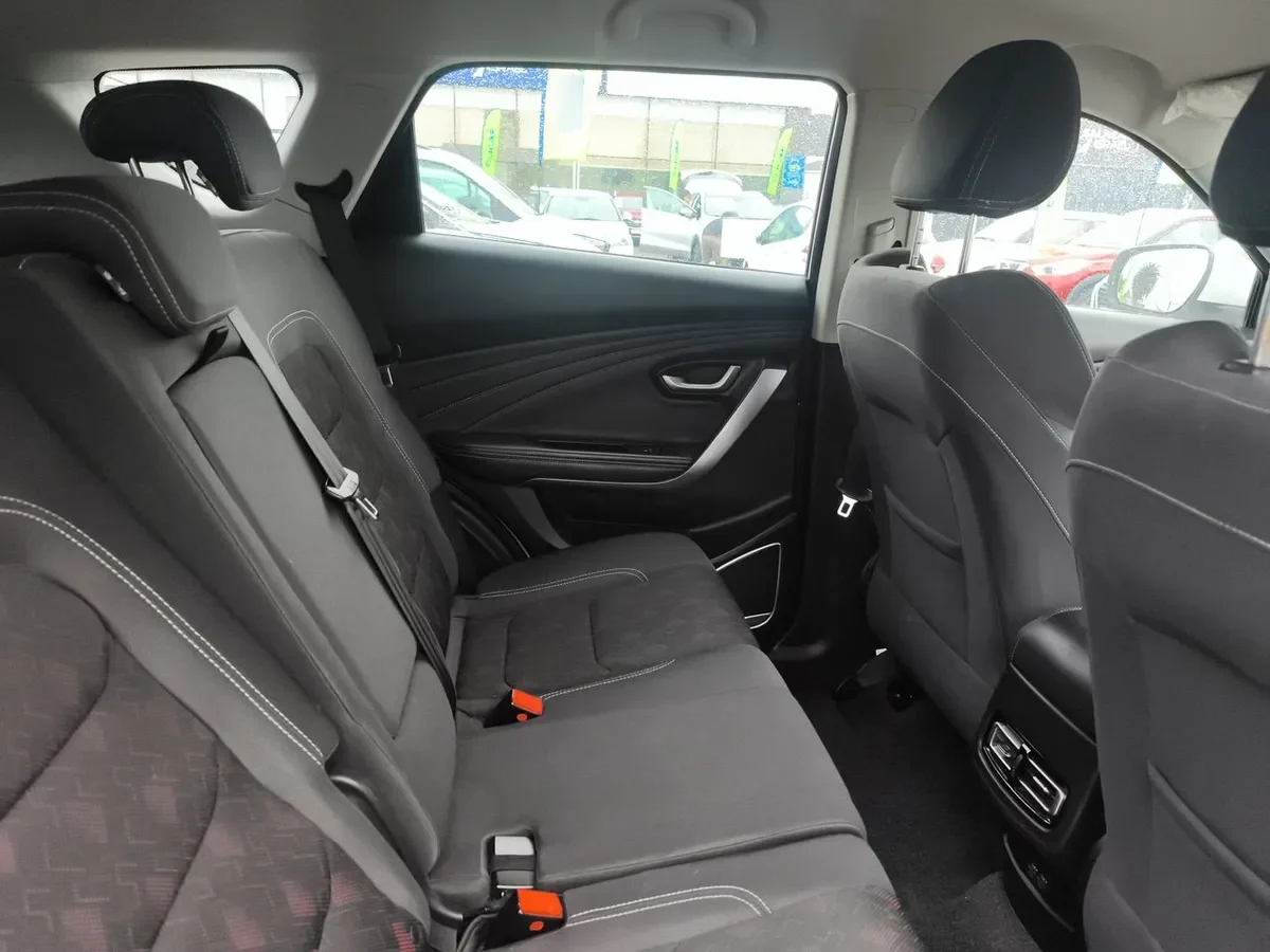 Jetour X70 1.5t Gl 4x2 Mt 5p año 2024