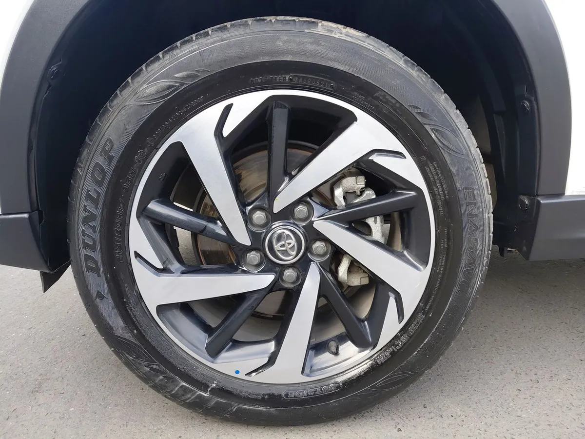Toyota Rush 1.5 Xli 4x2 At 5p año 2021