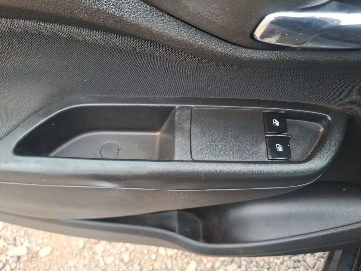 Chevrolet Prisma 1.4 Lt 4x2 Mt 4p año 2017