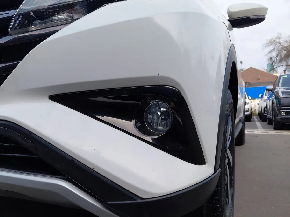 Toyota Rush 1.5 Xli 4x2 At 5p año 2021