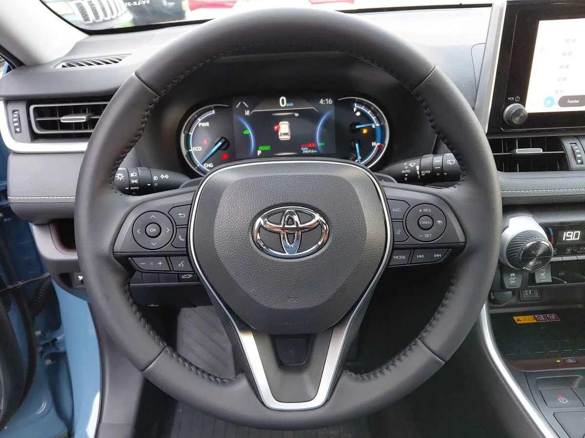 Toyota Rav 4 2.5 Limited Hybrid Hv 4x4 Cvt At 5p año 2026