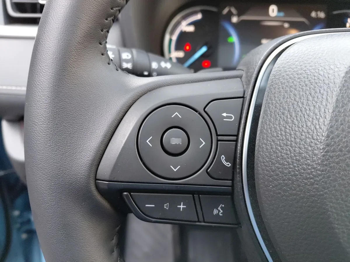 Toyota Rav 4 2.5 Limited Hybrid Hv 4x4 Cvt At 5p año 2026