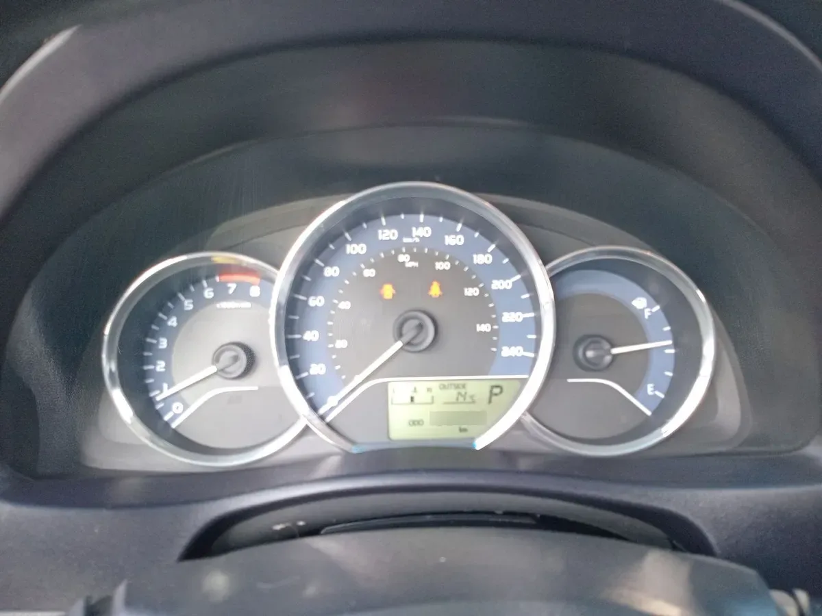 Toyota Corolla 1.8 Lei 4x2 Cvt At 4p año 2017