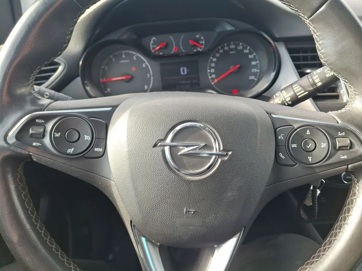 Opel Crossland 1.2t Edition 4x2 Mt6 5p año 2021