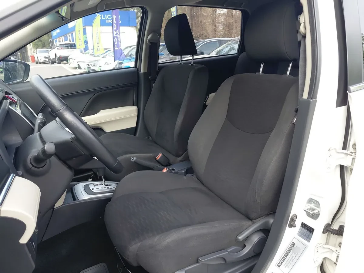 Toyota Rush 1.5 Xli 4x2 At 5p año 2021