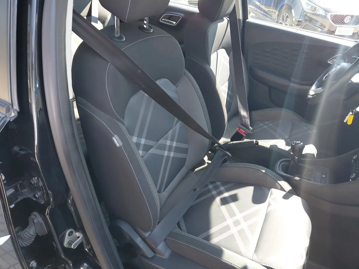 MG Mg 3 1.5 Comfort 4x2 Hb Mt 5p año 2023