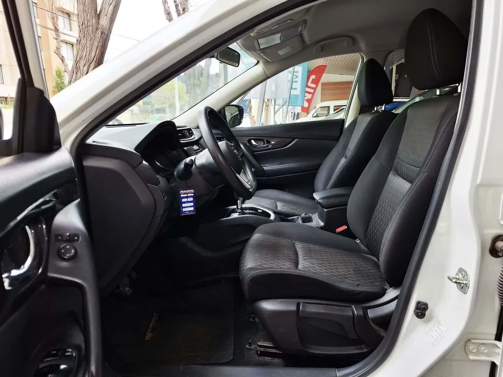 Nissan X-Trail 2.5 Sense 4x2 Cvt At 5p año 2020