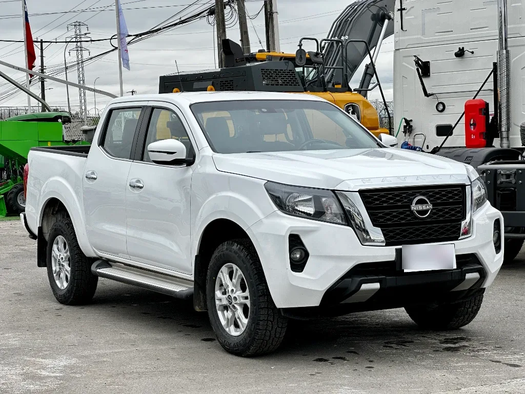 Nissan Navara Navara Dc 4x2 2.3tdi Xe año 2023