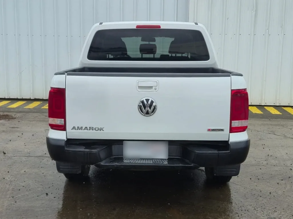 Volkswagen Amarok Dcab Tdi 4x4 Trendline 2.0 año 2023
