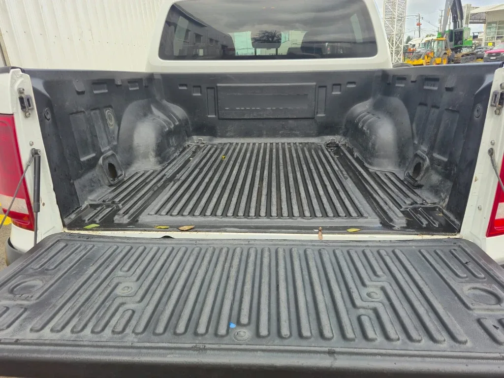 Volkswagen Amarok Dcab Tdi 4x4 Trendline 2.0 año 2023