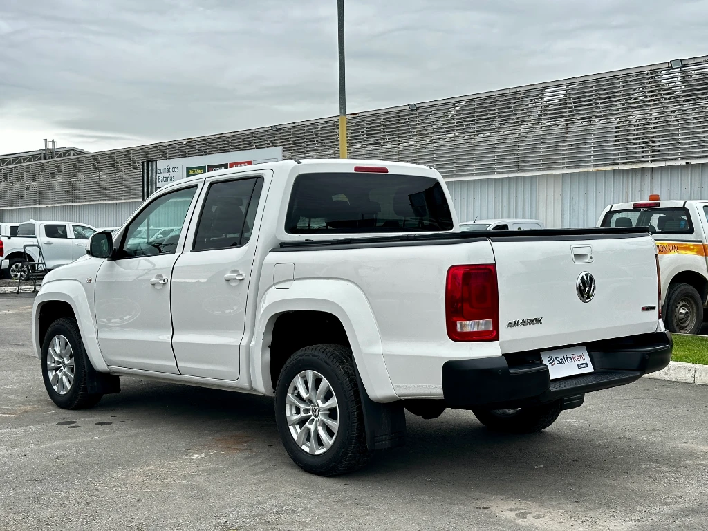 Volkswagen Amarok Amarok 4x4 Comfortline D/c 2.0 D At año 2023