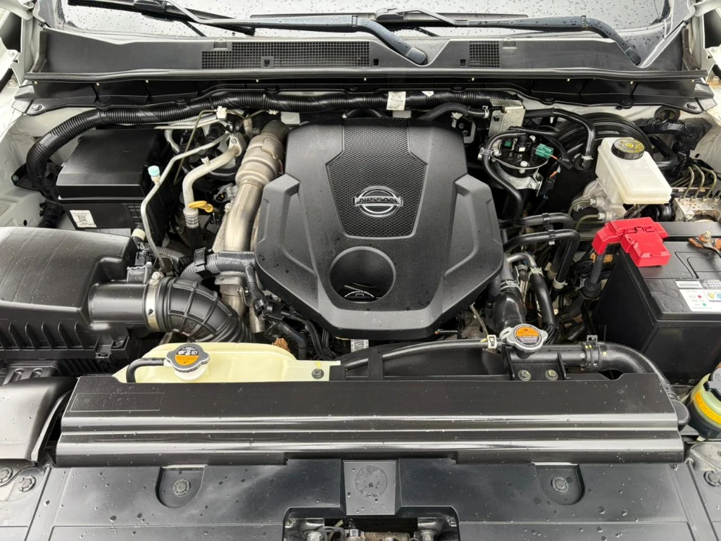 Nissan Navara D Cab Mt Xe 4x4 2.3 año 2023