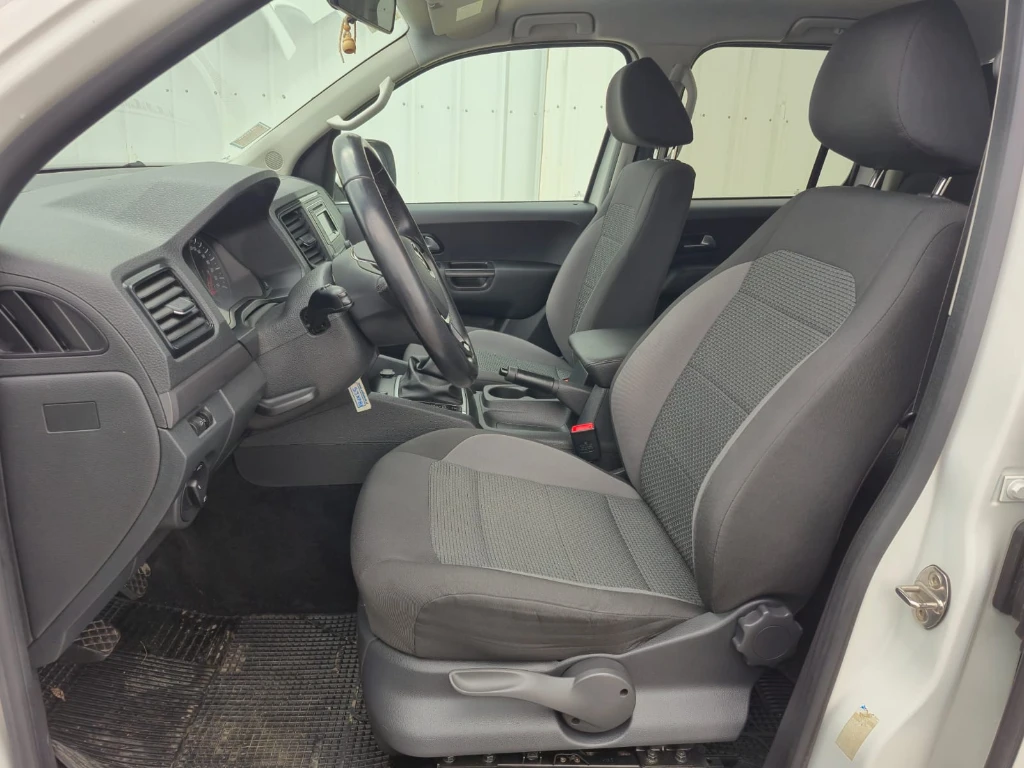 Volkswagen Amarok Dcab Tdi 4x4 Trendline 2.0 año 2023