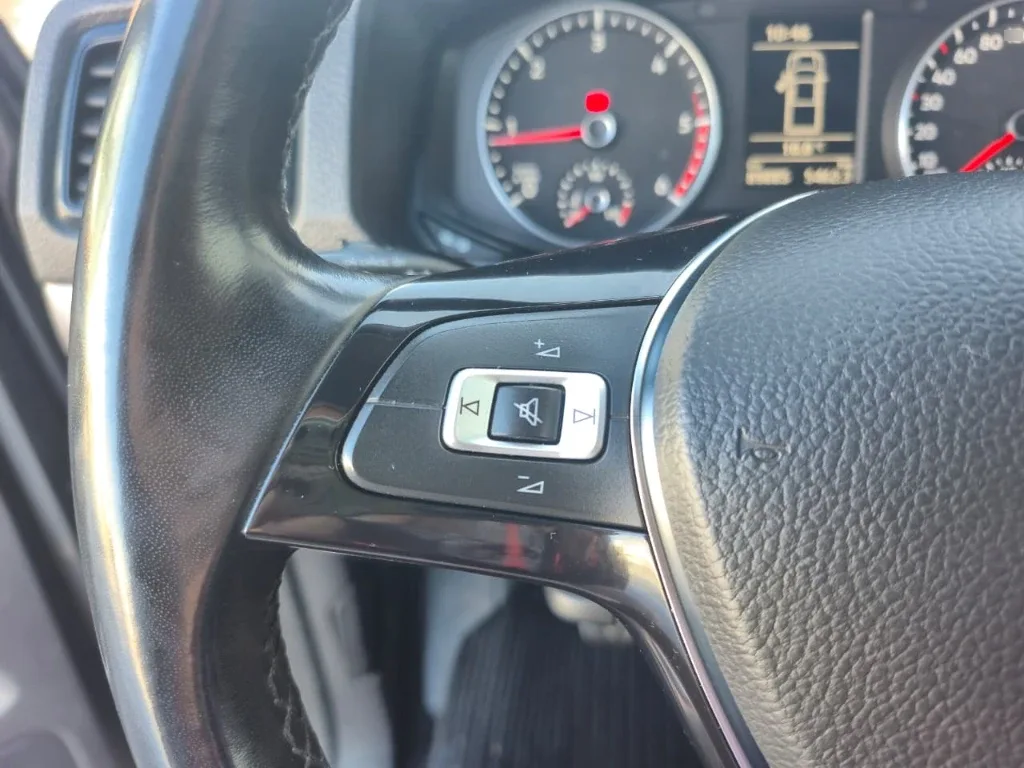Volkswagen Amarok Dcab Tdi 4x4 Trendline 2.0 año 2023