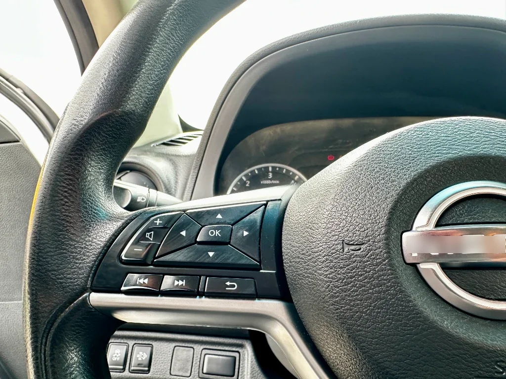 Nissan Navara Navara Dc 4x4 2.3 Tdi Se año 2023