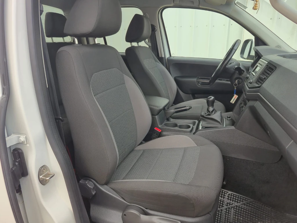 Volkswagen Amarok Dcab Tdi 4x4 Trendline 2.0 año 2023