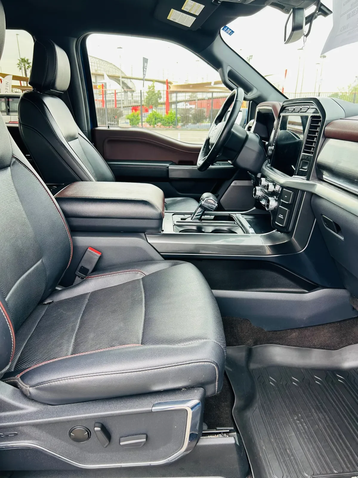 FORD F-150 3.0 Lariat Luxury Cc At 4x4 Diesel año 2023