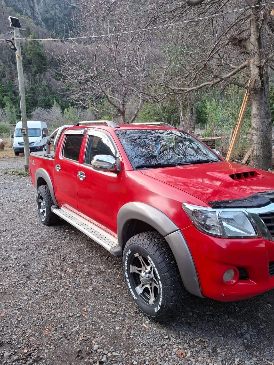 TOYOTA HILUX 2.5 Mt 4x4 Diesel año 2013