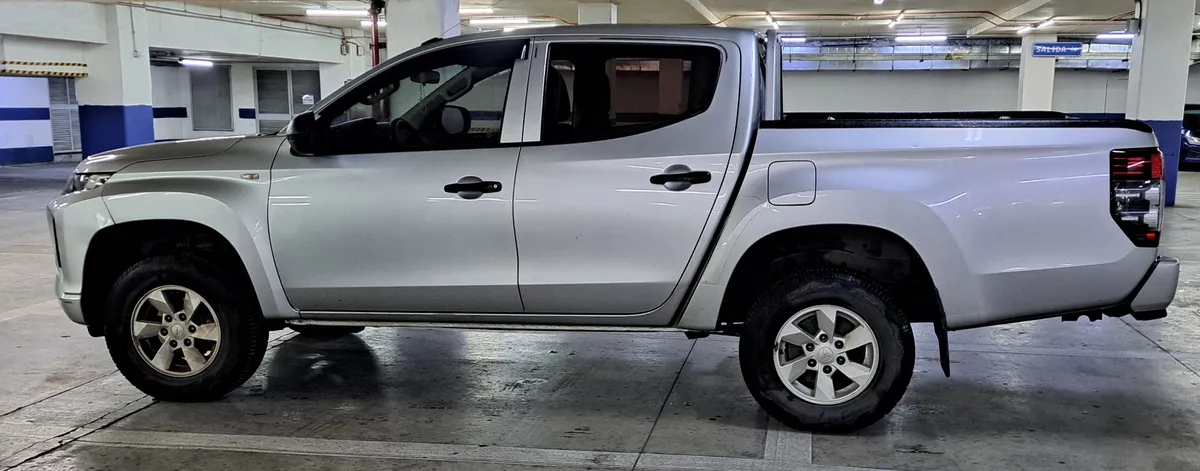 MITSUBISHI L200 2.4 Td Work Cr Wf Mt 4x2 Diesel año 2021