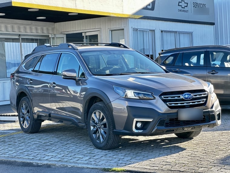 Subaru Outback 2.5 Xs At 4x4 año 2023
