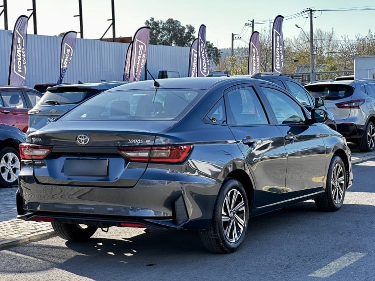 Toyota Yaris 1.5 E Sedan Mt año 2023