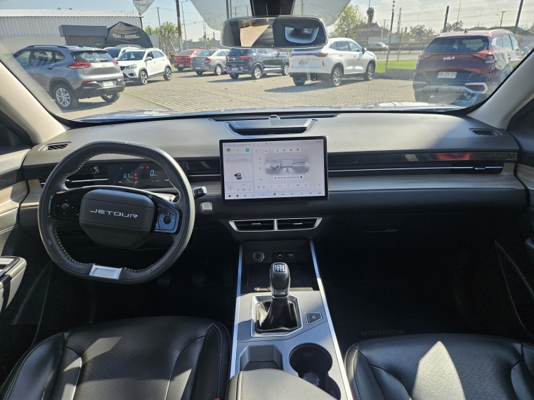 Jetour Dashing Lux Mt 1.5 año 2024