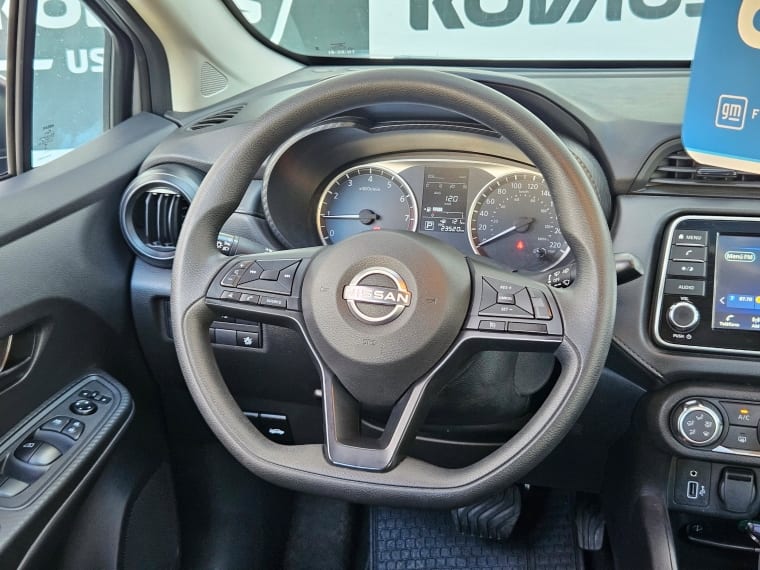 Nissan Versa 1.6 Sense At año 2024