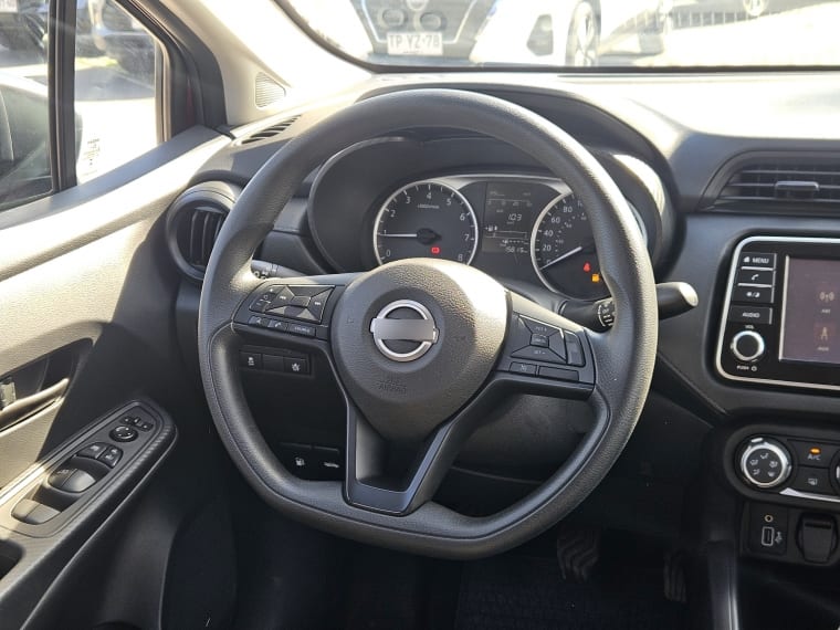 Nissan Versa Sense Mt 1.6 año 2024